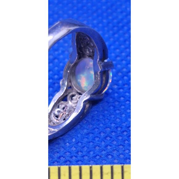 Round Cut Pearl White Opal Ring- 925 Sterling Silver- 7.75 - Picture 10 of 10